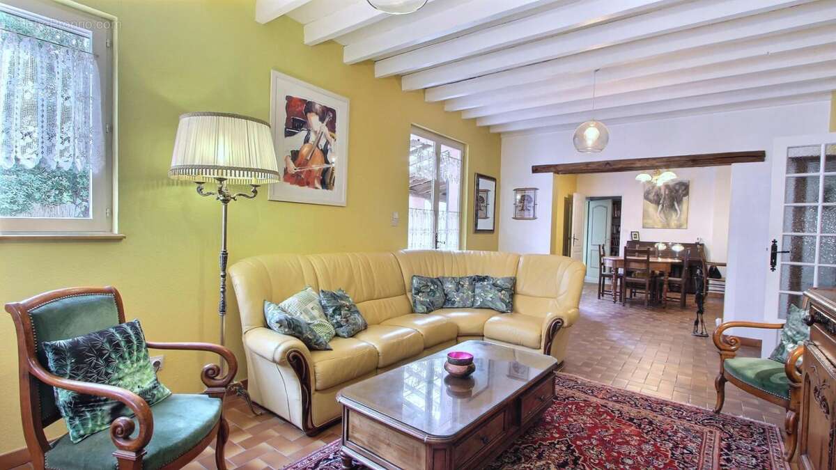 Maison à LE CANNET-DES-MAURES