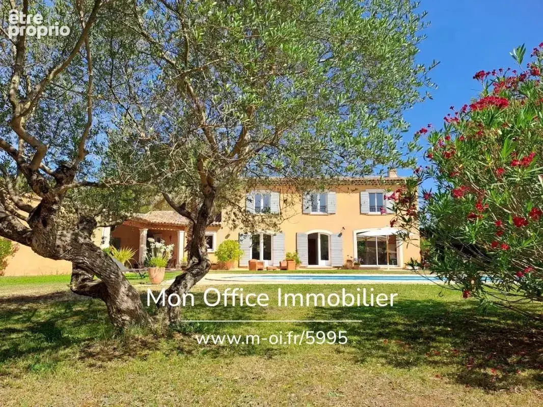 Référence : 6956-VCL - Belle Bastide - Jolie vue - 15 minutes d'Aix en Provence - photo 20