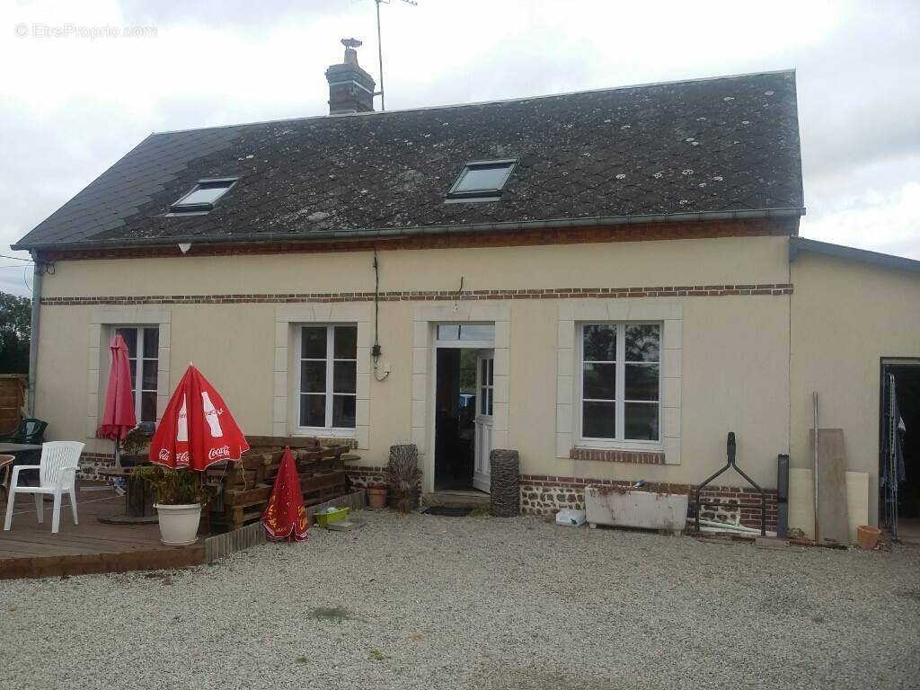 Maison à MONTREUIL-L'ARGILLE
