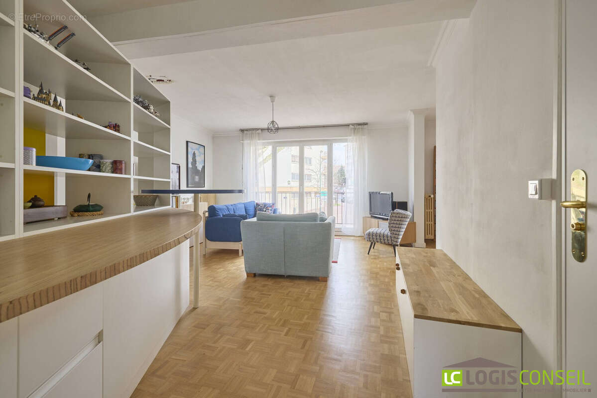 Appartement à BOURG-LA-REINE