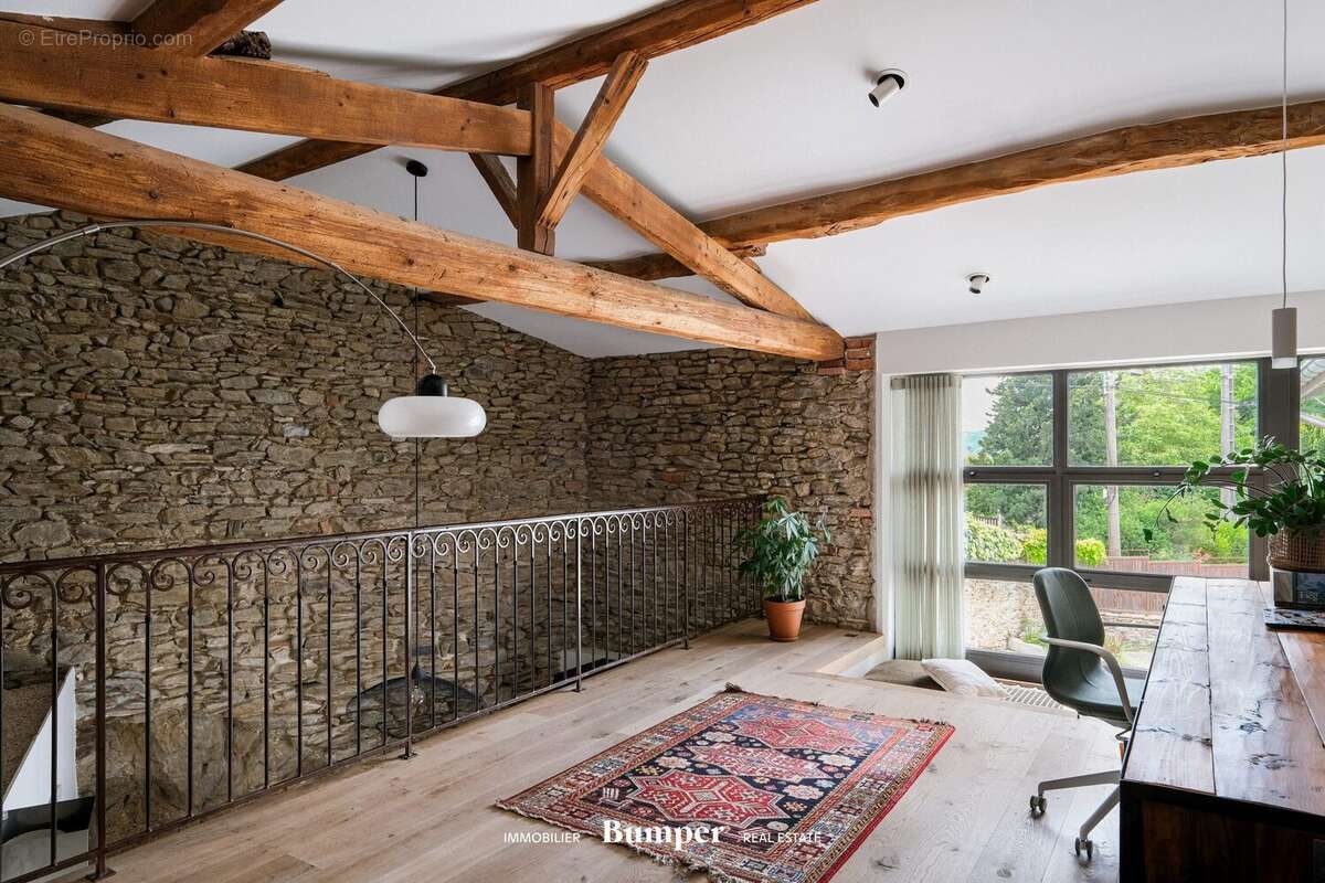 Maison à SEYSSUEL