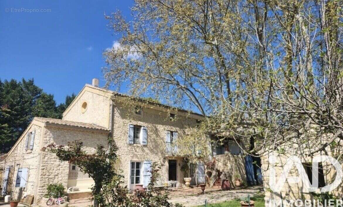 Photo 4 - Maison à PERNES-LES-FONTAINES