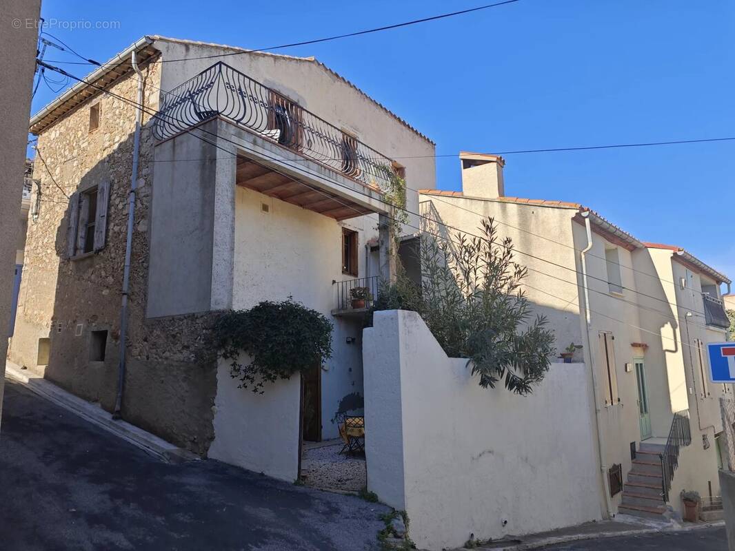 Maison à PAZIOLS