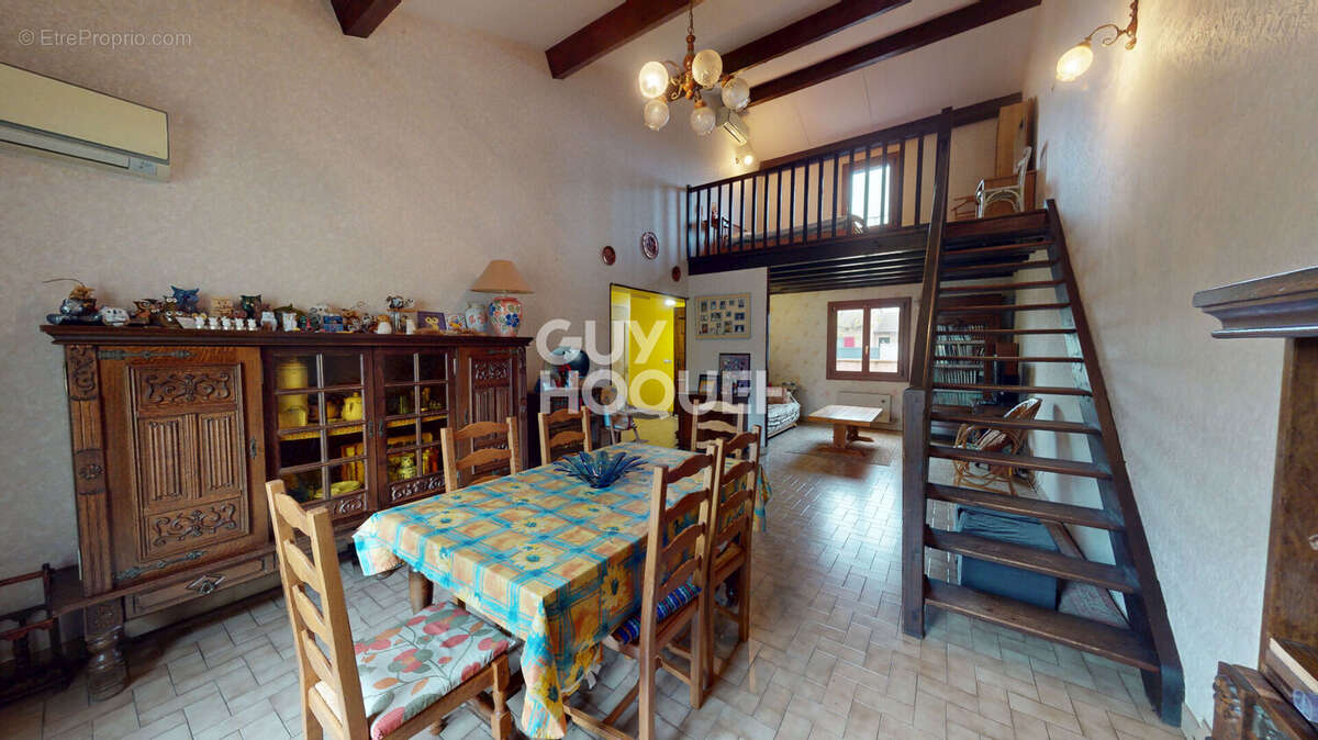 Maison à LIVRON-SUR-DROME