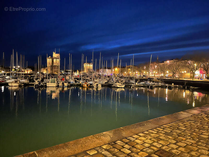 Commerce à LA ROCHELLE