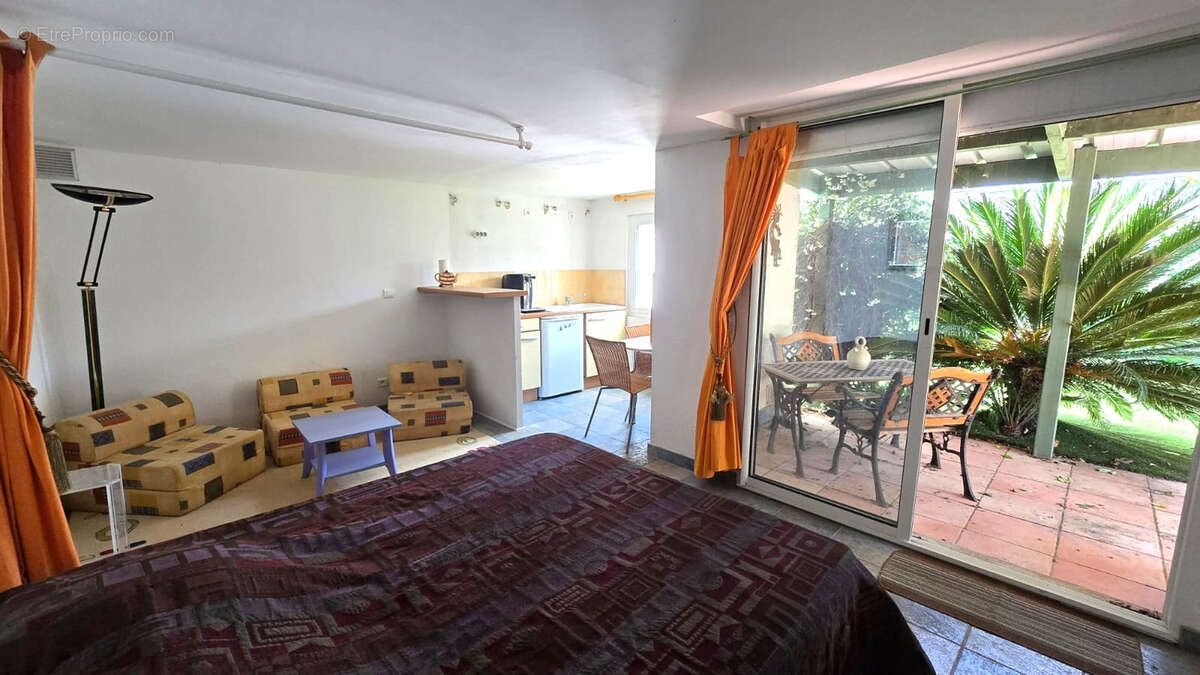 Maison à CANET-EN-ROUSSILLON