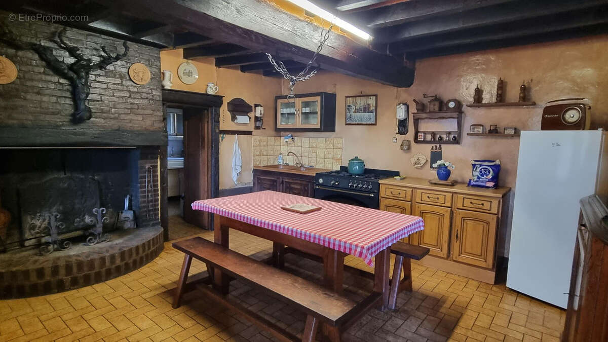 Maison à THIRON-GARDAIS