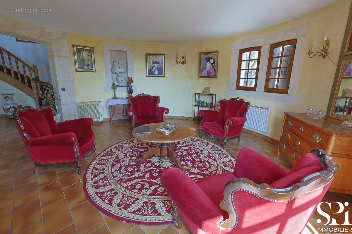 SOLLIES-VILlE- Maison familiale 4 chambres - Piscine - photo 15
