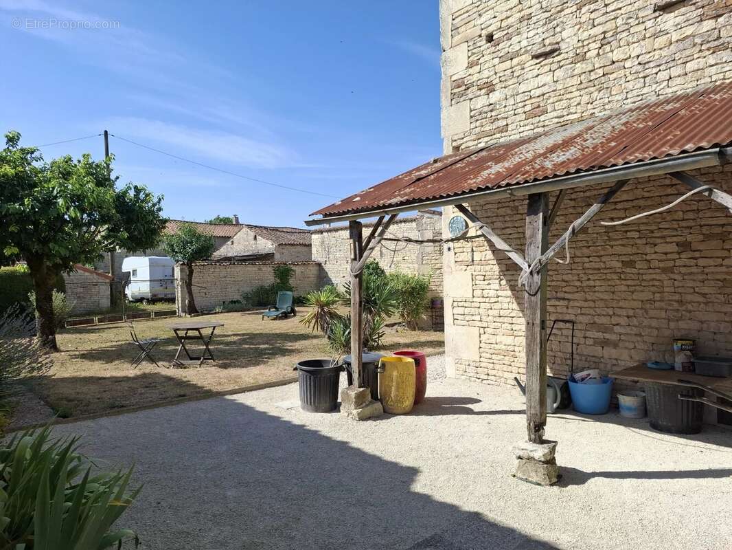 Charmante Maison de Village à Loubillé - photo 11