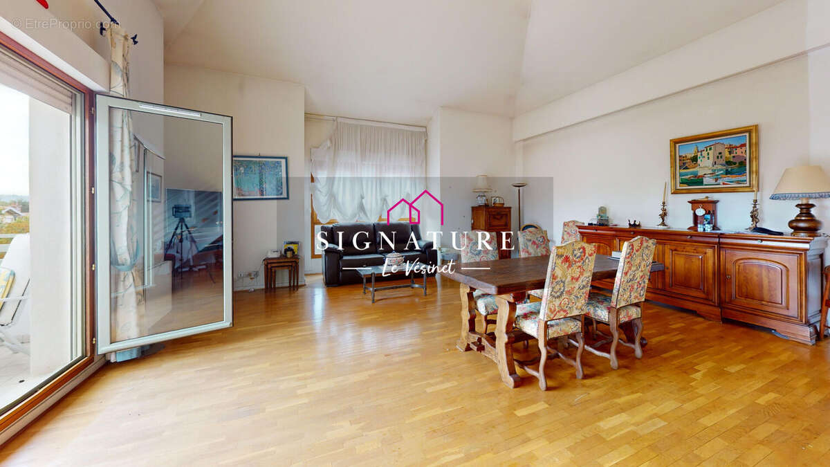 Appartement à LE VESINET