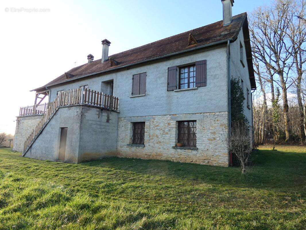 Maison à EXCIDEUIL