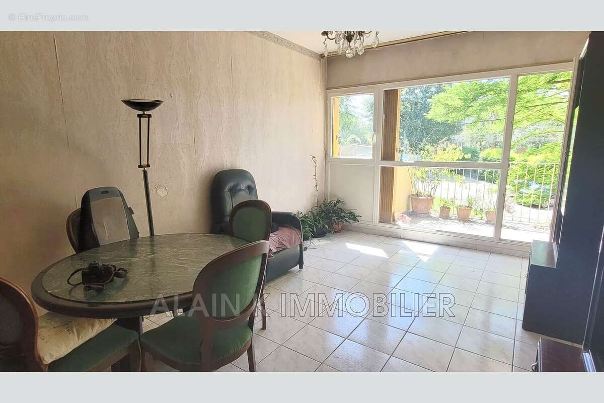 Appartement à CHAVILLE