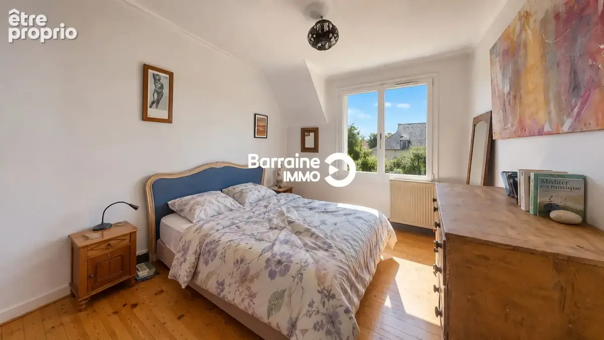 BARRAINE IMMO - A VENDRE - ARGOL : À 200 m de la plage, maison avec jardin, atelier et grand hangar - Réf : CR00290 - photo 13