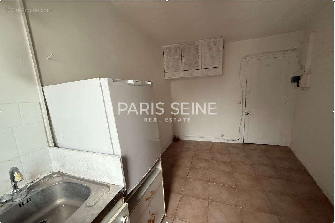 Appartement à PARIS-10E