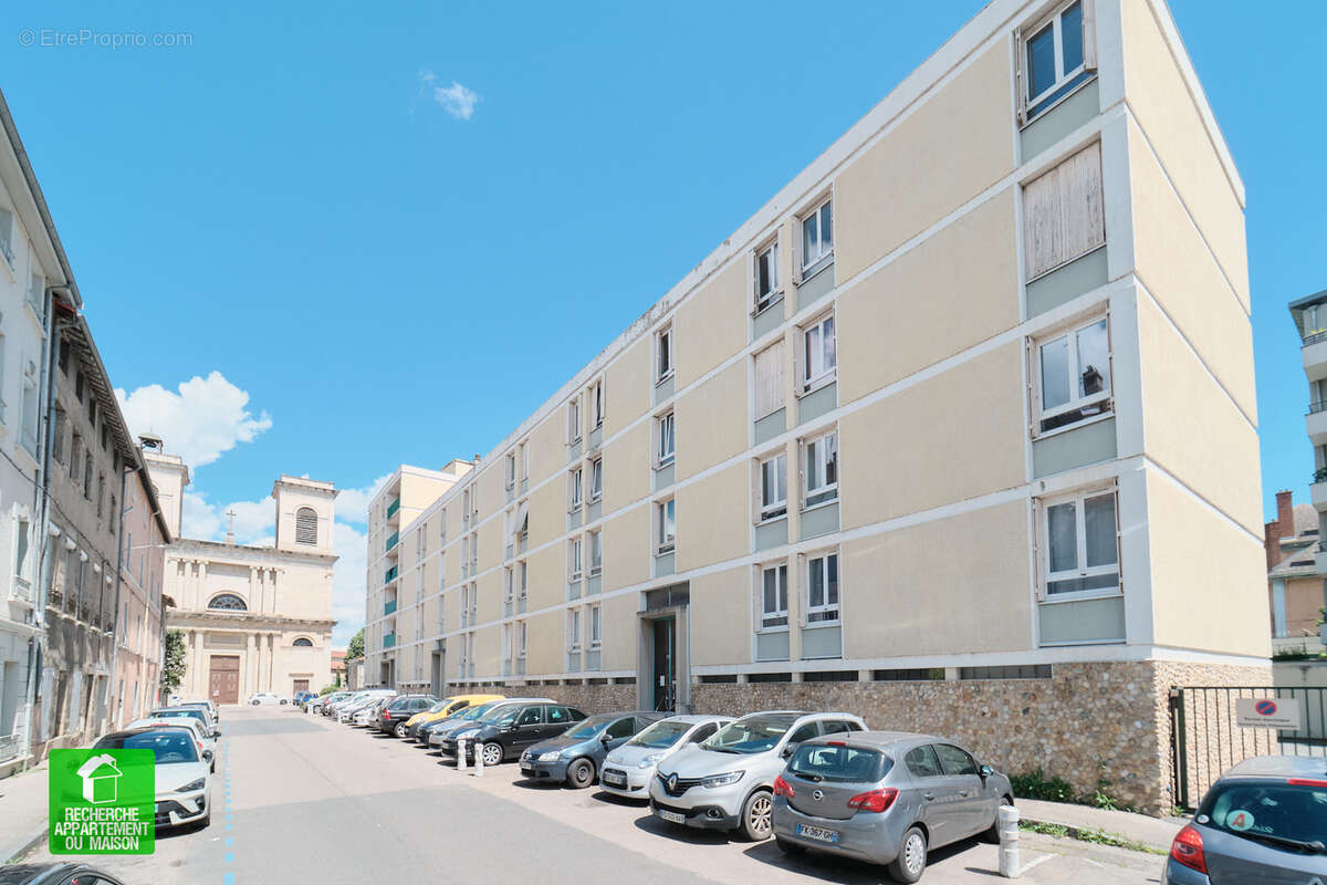Appartement à GIVORS