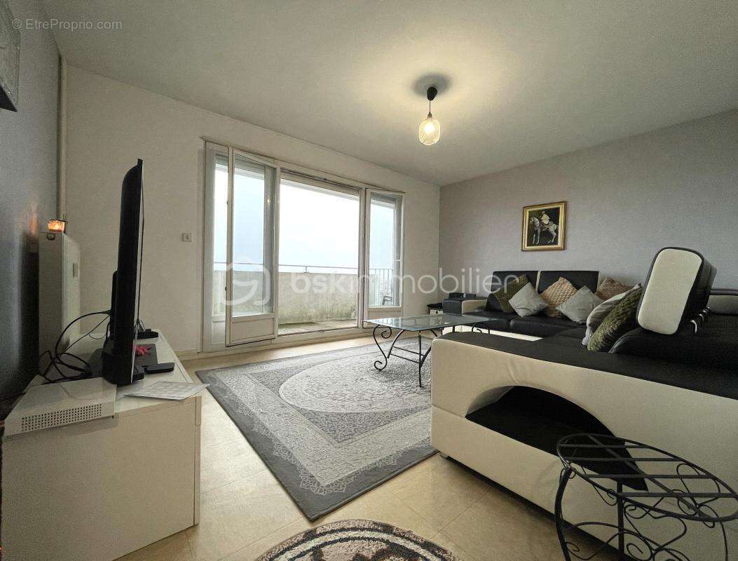 Secteur à forte demande! Appartement 50 m² – Angers  Idéal pour une résidence principale ou un investissement locatif - photo 2