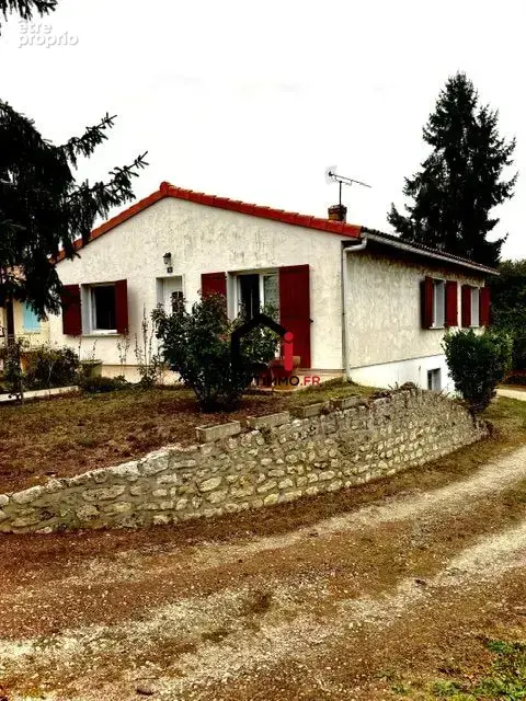 Maison 4 pièces 93 m² à vendre à Jonzac (17500) - photo 5