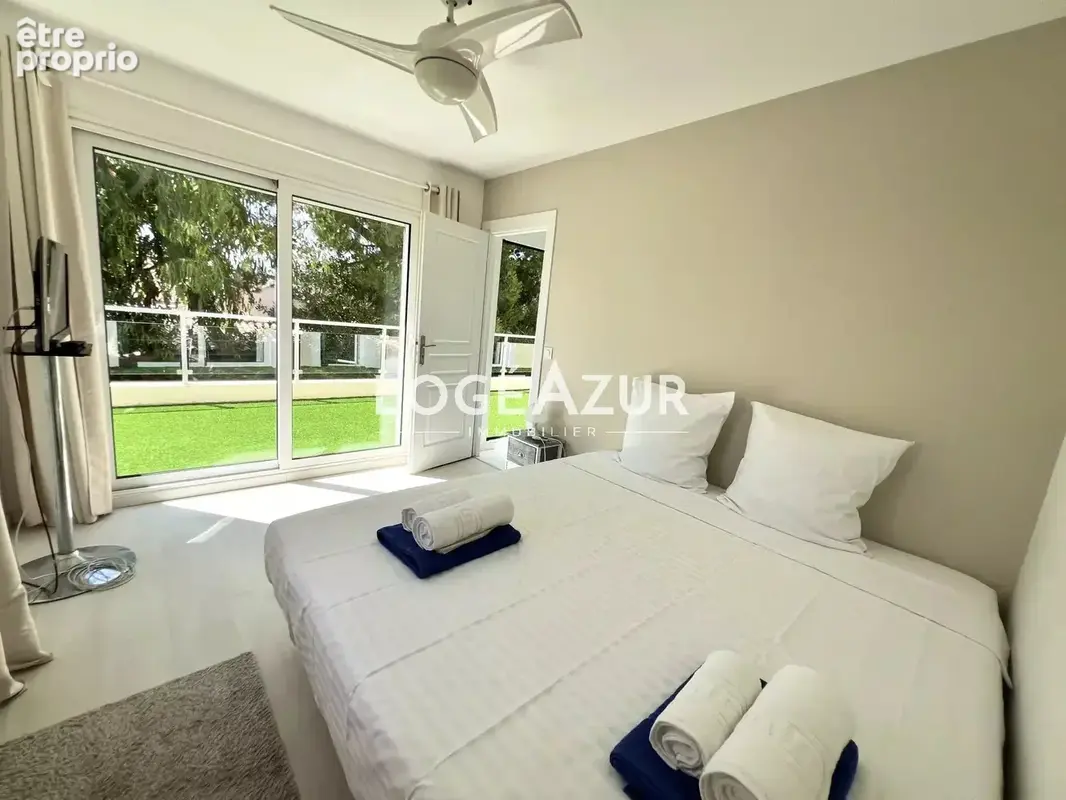 Vente villa 5 chambres antibes - piscine - salle de jeux - parking - photo 17