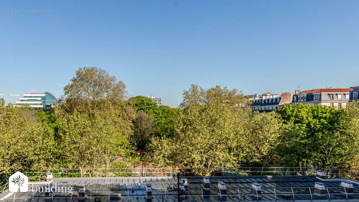 Appartement à LEVALLOIS-PERRET