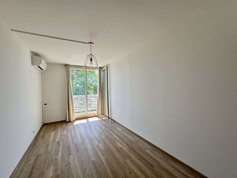 Appartement à MARSEILLE-13E