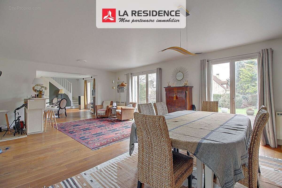 Maison 191 m² à Orgeval  - photo 7