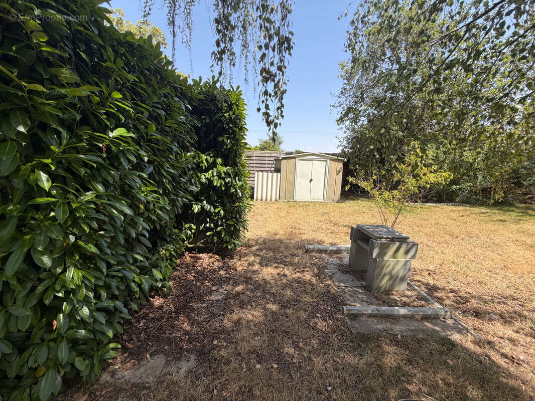 Maison   4 chambres - garage - terrain - photo 15