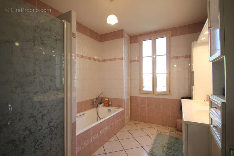 Maison à SAINT-PARDOUX-DU-BREUIL