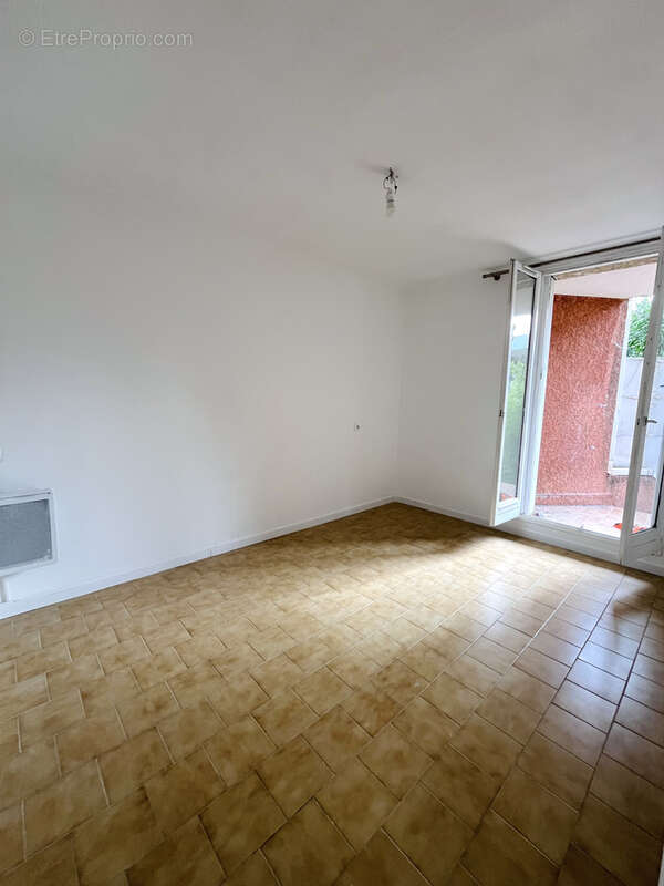 Appartement à MARSEILLE-15E