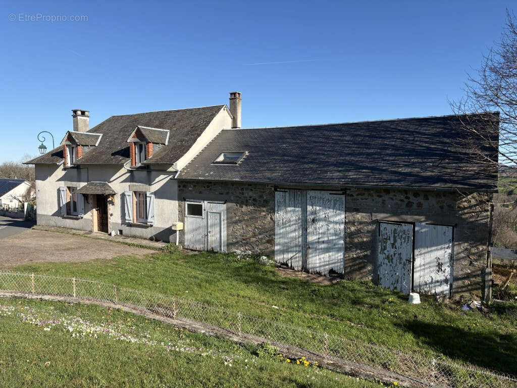 Maison à MASSERET
