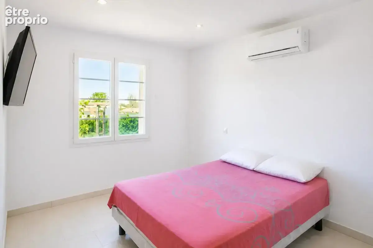 Maison de 5 pièces de 138 m² à La Croix-Blanche - photo 8