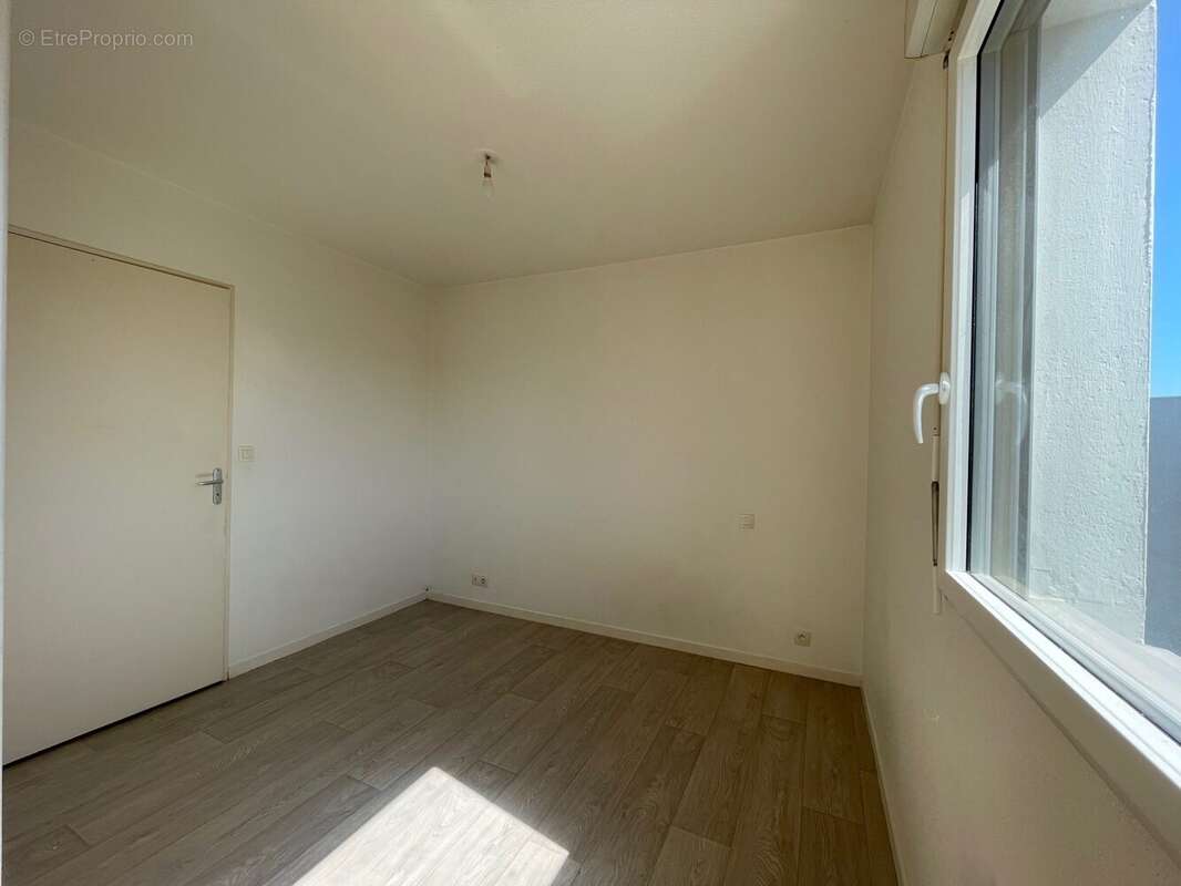Appartement 30 m² à Saint-Brieuc  - photo 6