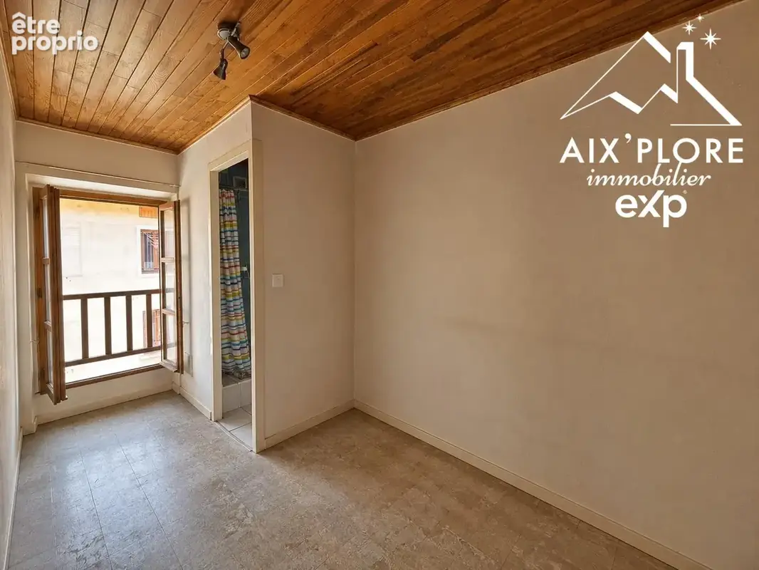 Appartement 40 m² à Saint-Jean-De-Maurienne  - photo 3