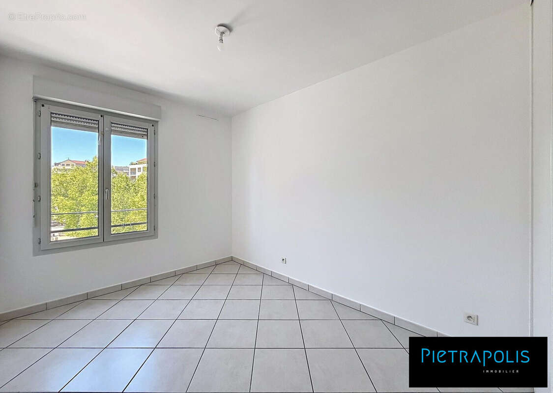 Appartement 72 m² à Lyon-7e  - photo 8