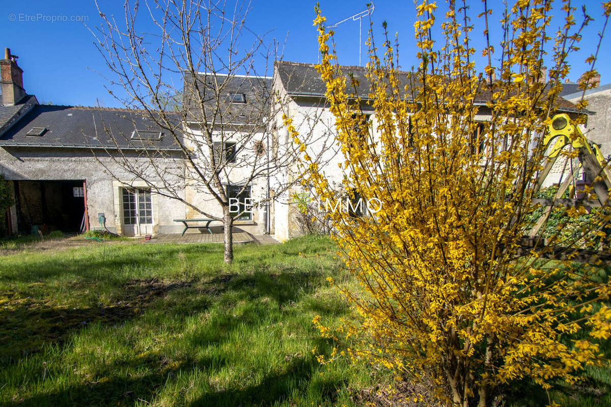 Maison à LUSSAULT-SUR-LOIRE
