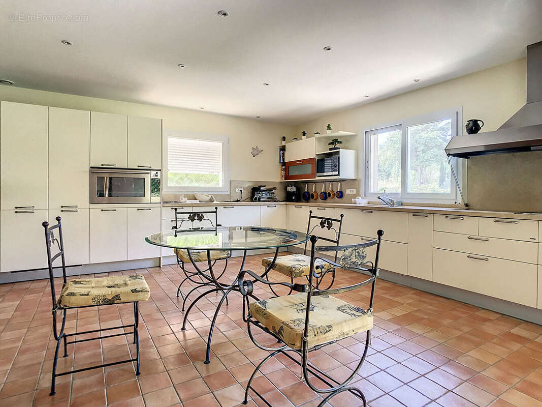 Maison à ROCHEFORT-DU-GARD