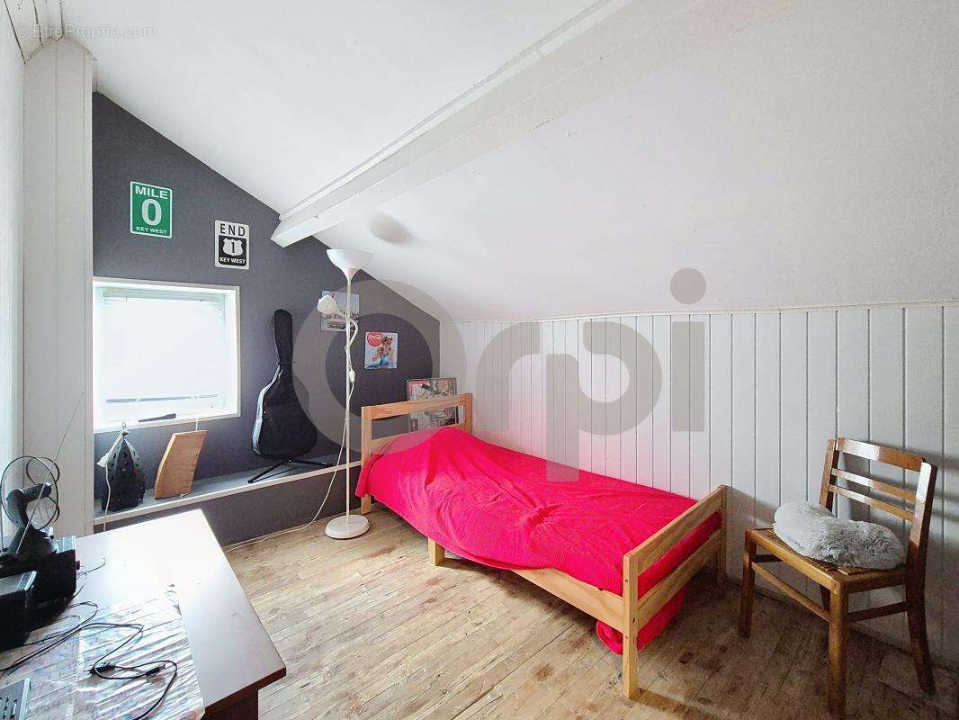 Maison à BEAUREGARD-DE-TERRASSON