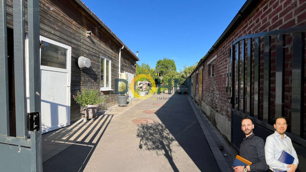 Maison à BEALCOURT