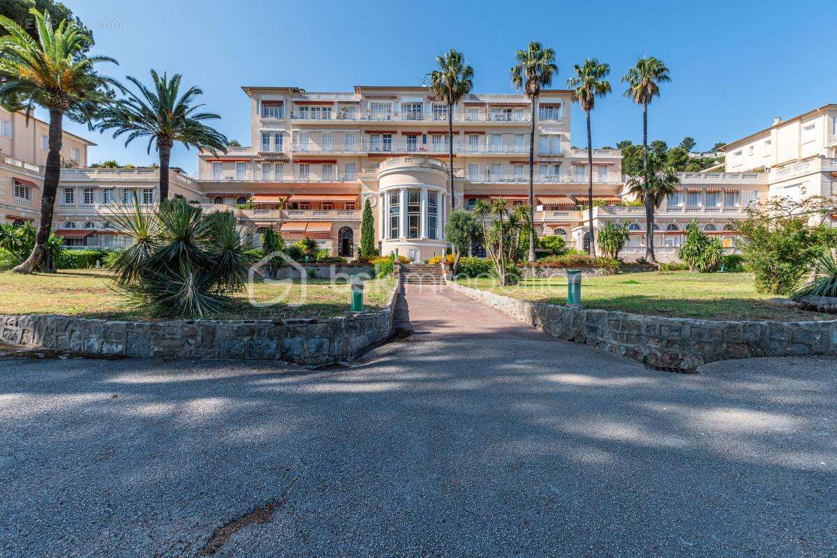 Appartement à HYERES