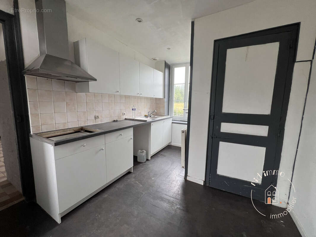 Maison 140 m² à Bonneville-La-Louvet  - photo 3