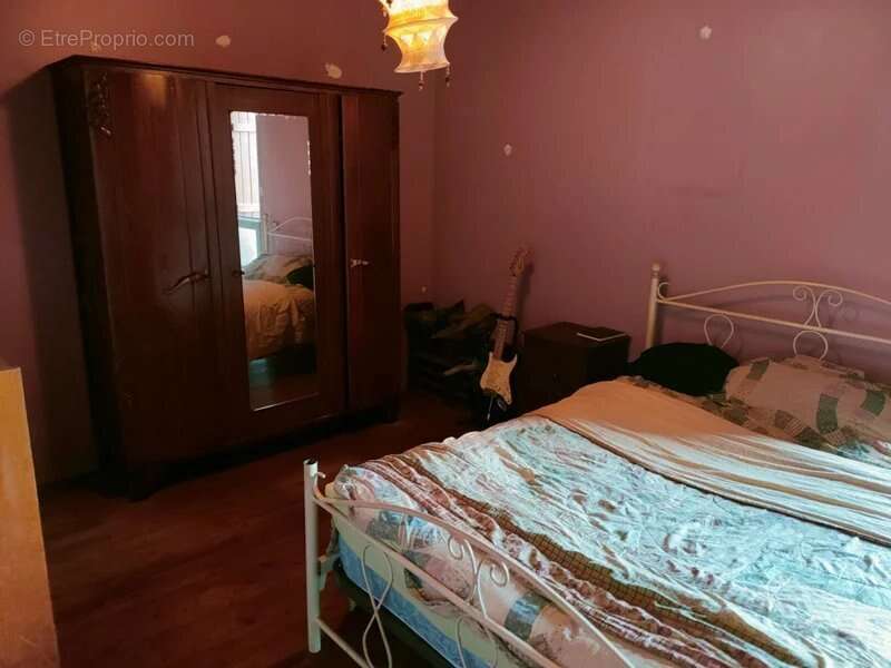 Maison à ORADOUR-SUR-VAYRES