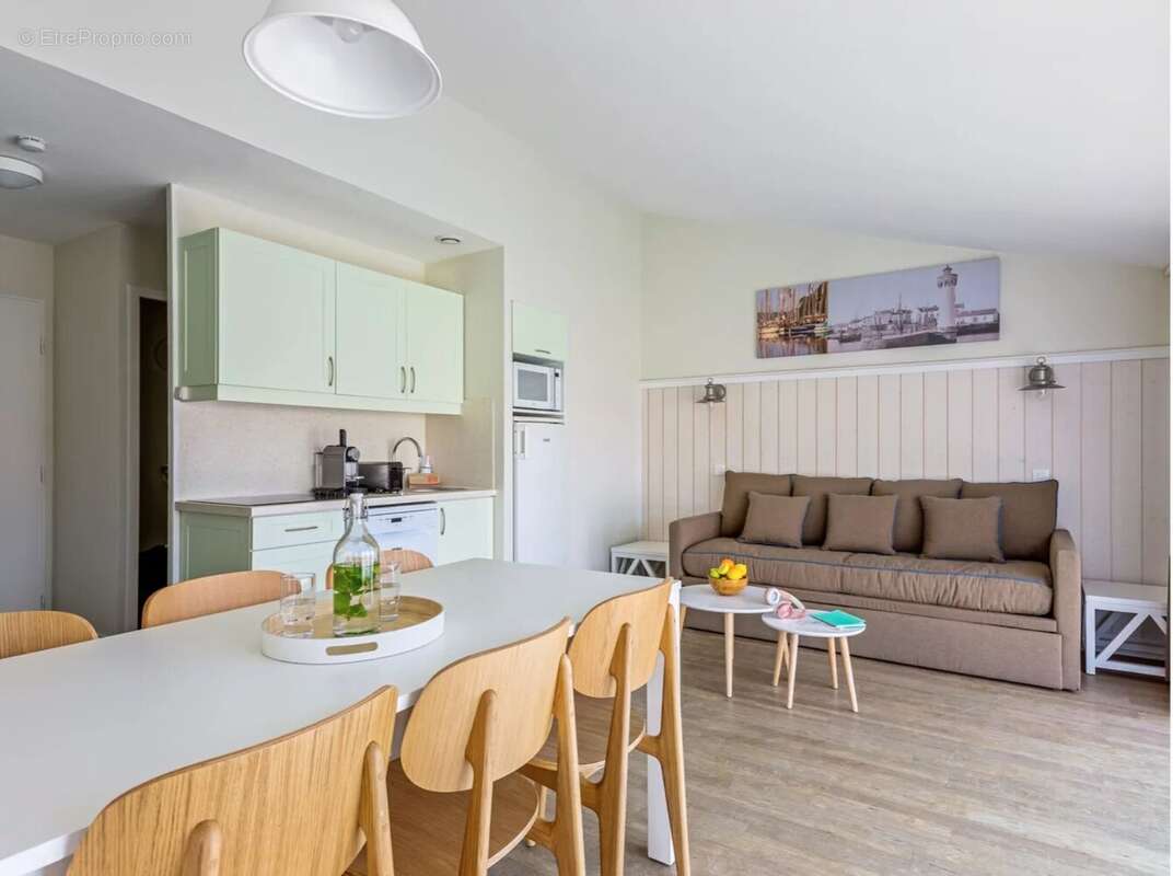 Appartement à SAINT-MARTIN-DE-RE