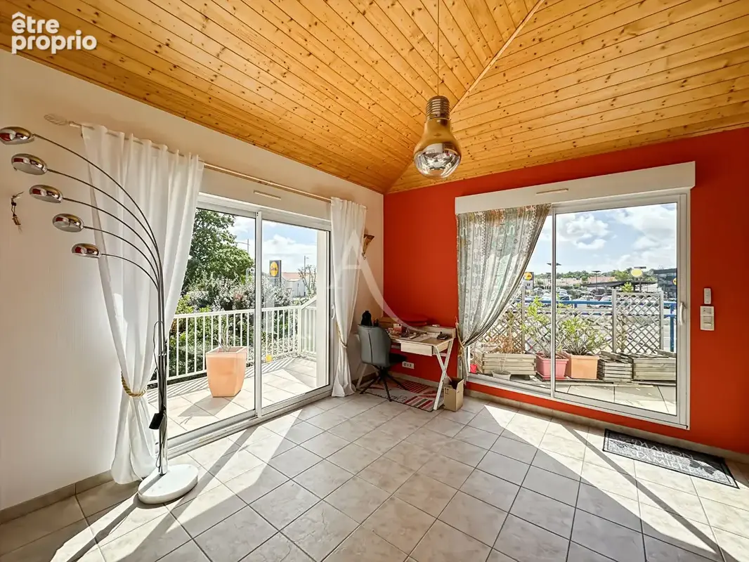 Appartement Type 2 + mezzanine & 40m² de terrasse - photo 5