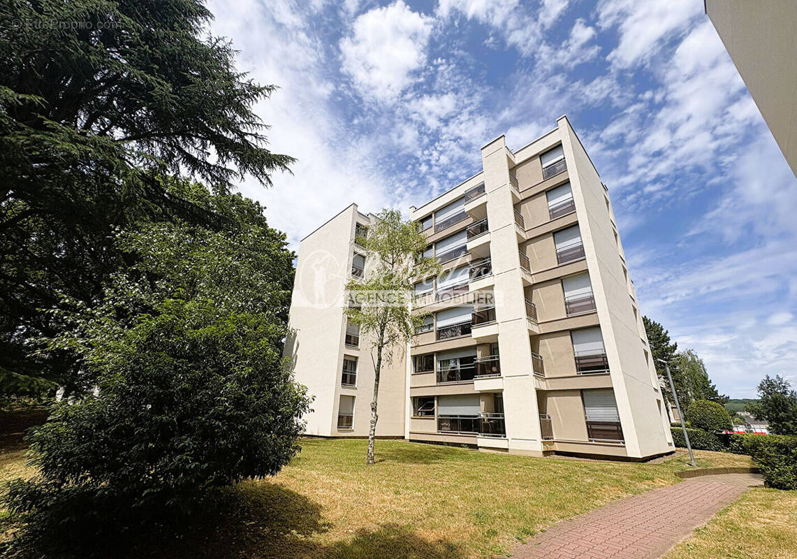Appartement à SAINT-LEU-LA-FORET