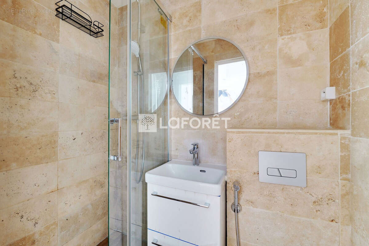 Appartement à PARIS-12E