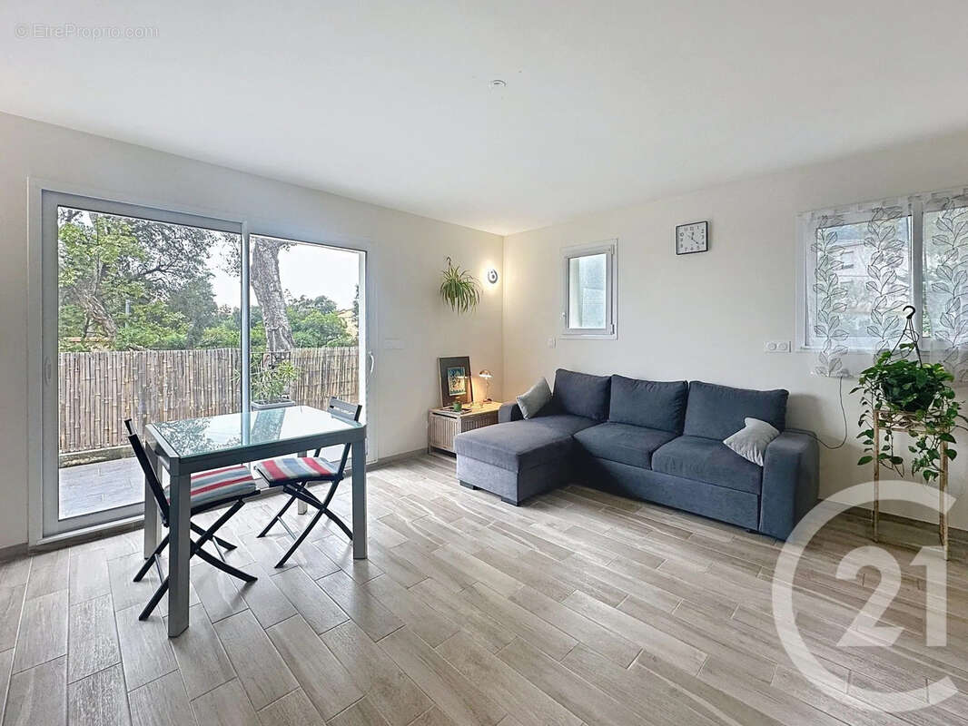 Appartement à SANTA-MARIA-POGGIO