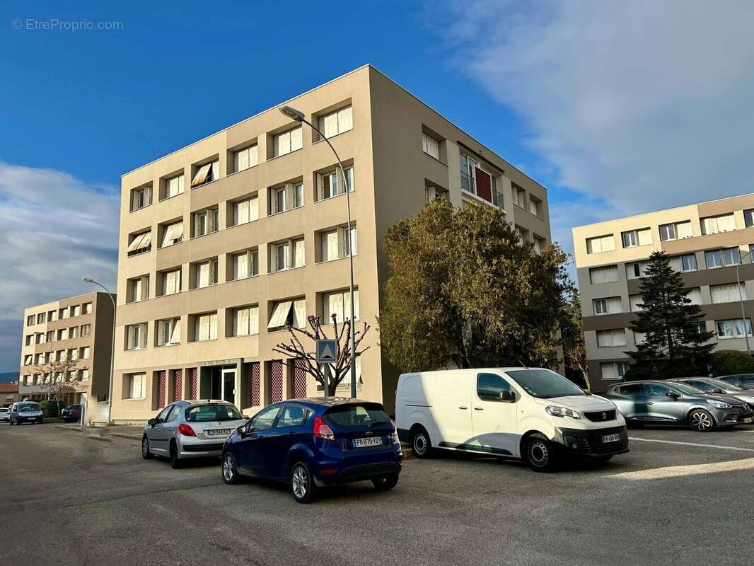 Appartement à MONTELIMAR