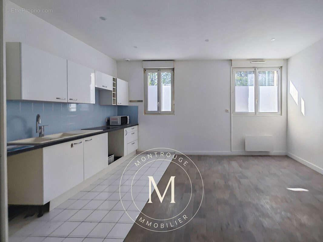 Appartement à MONTROUGE