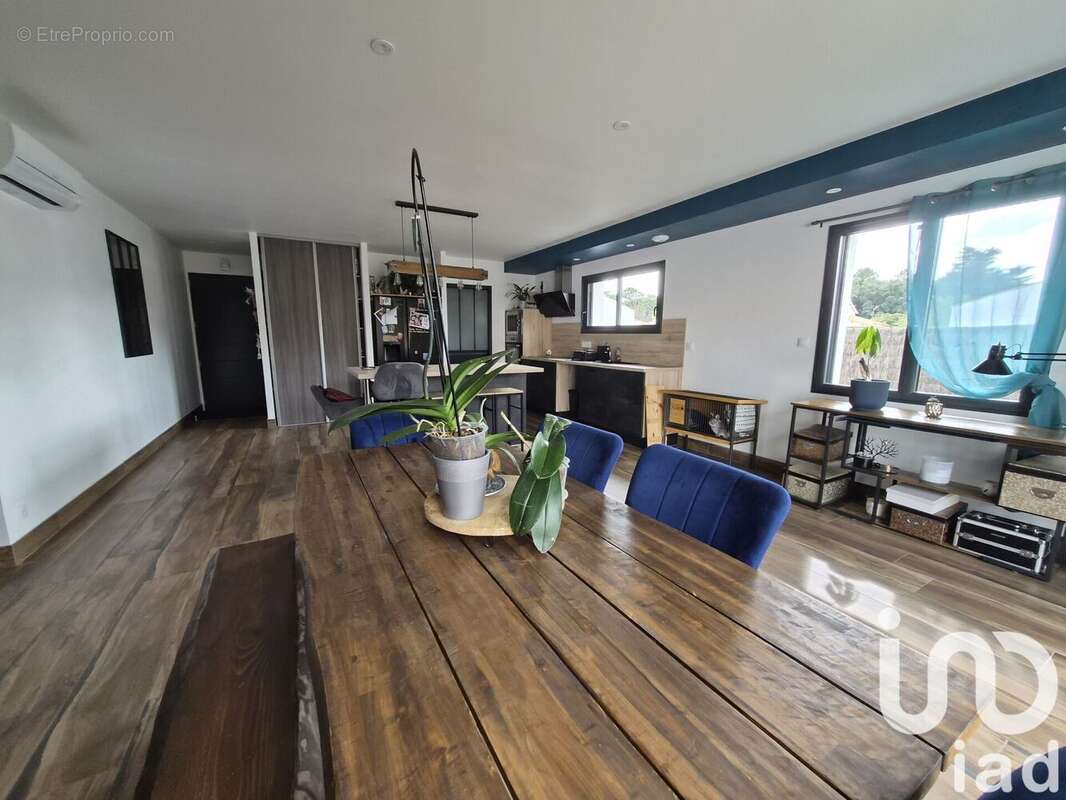 Maison 111 m² à Longeville-Sur-Mer  - photo 8