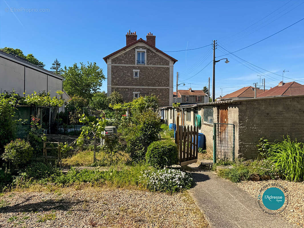 Appartement à CORBEIL-ESSONNES