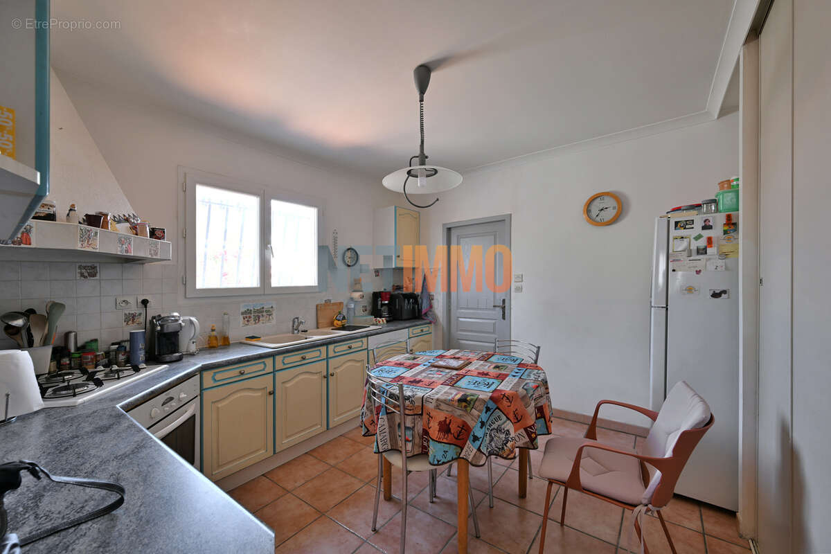 Villa plain-pied à Aimargues - photo 6